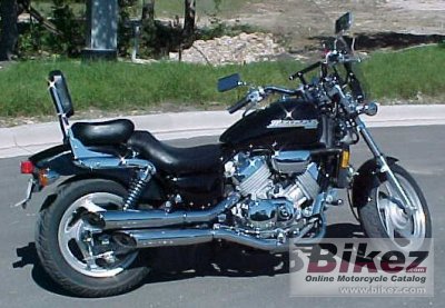 1997 Honda VF 750 C photo